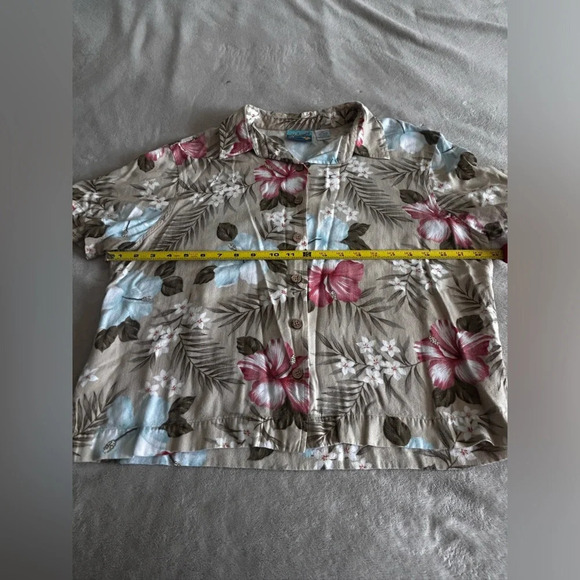 Bahama Beach Womens Blouse Tropical Beige Short Sleeve Collared Button Up XL - Picture 10 of 13